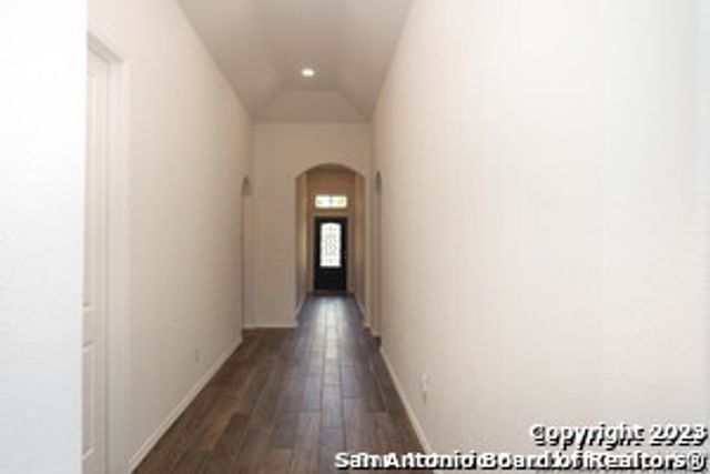 8422 FLINT MDWS, San Antonio, TX 78254