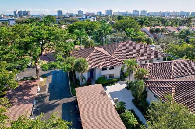 100 Pelican Pointe Drive 101, Delray Beach, FL 33483