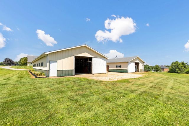 5701 Lancaster Circleville Road SW, Lancaster, OH 43130