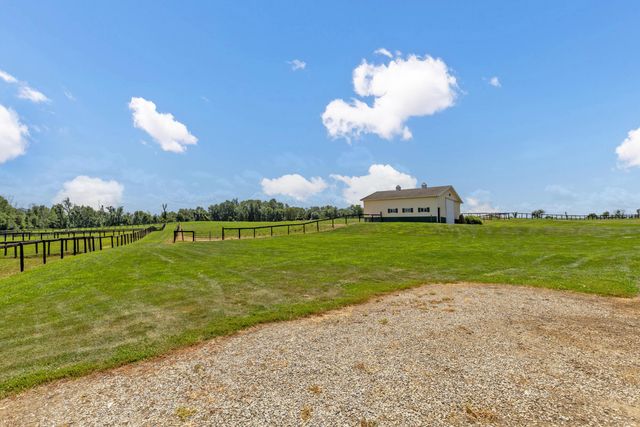 5701 Lancaster Circleville Road SW, Lancaster, OH 43130