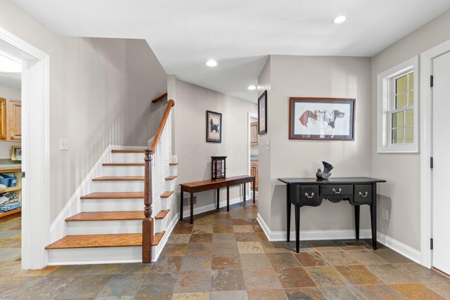 5701 Lancaster Circleville Road SW, Lancaster, OH 43130