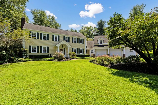 5701 Lancaster Circleville Road SW, Lancaster, OH 43130