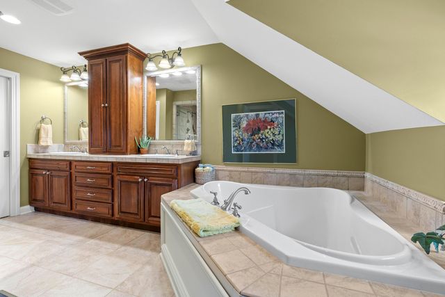 5701 Lancaster Circleville Road SW, Lancaster, OH 43130