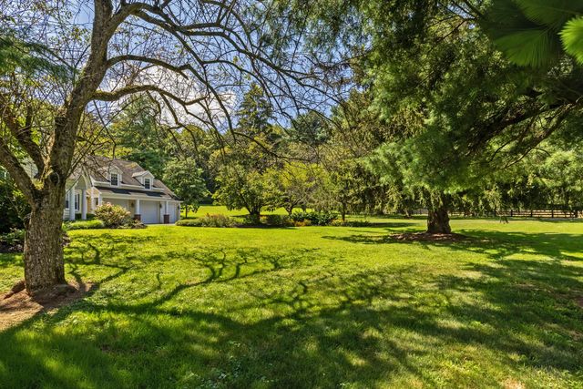 5701 Lancaster Circleville Road SW, Lancaster, OH 43130