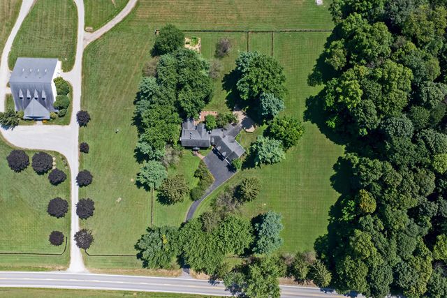 5701 Lancaster Circleville Road SW, Lancaster, OH 43130