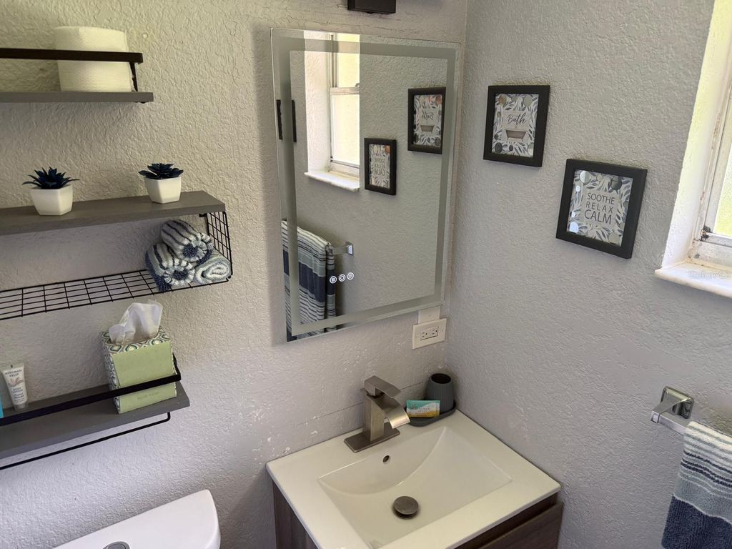 Image 15 of property listing at 4109 78TH STREET W 29A, Bradenton, FL 34209