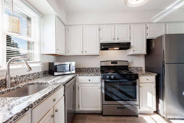 11 Kyle Street, Manville, NJ 08835