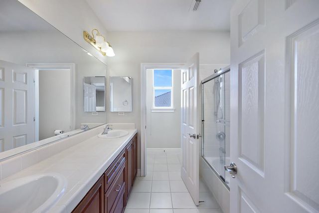 1580 Vista Ridge Way, Roseville, CA 95661