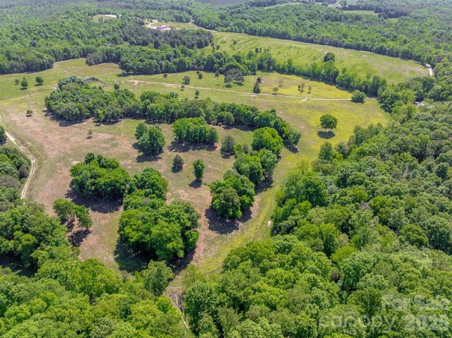8088 Kays Drive, York, SC 29745