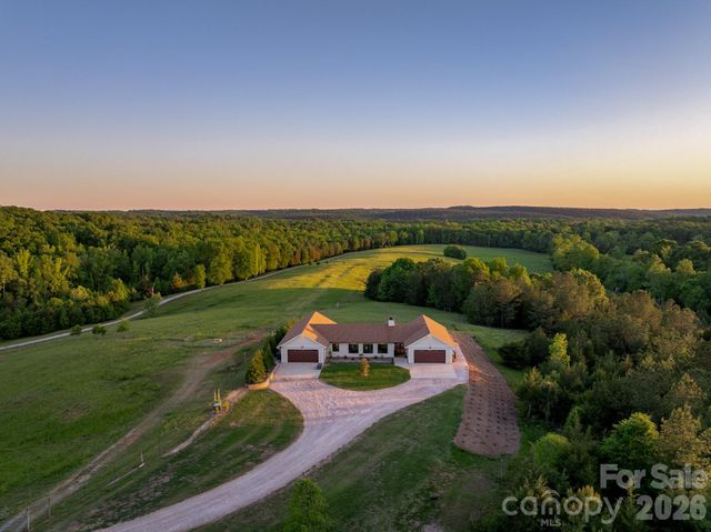 8088 Kays Drive, York, SC 29745