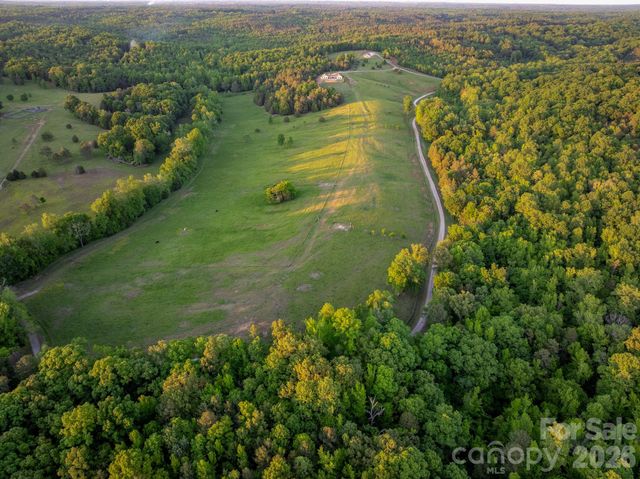 8088 Kays Drive, York, SC 29745