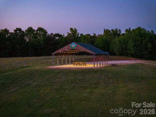 8088 Kays Drive, York, SC 29745