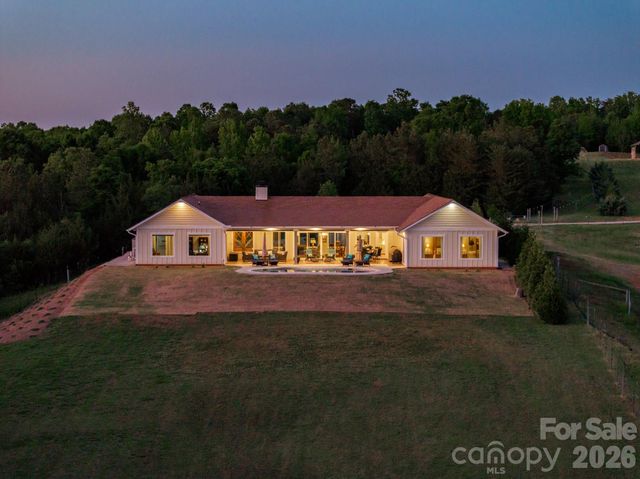 8088 Kays Drive, York, SC 29745