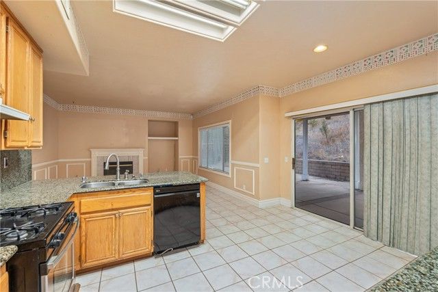 32015 Bourges, Lake Elsinore, CA 92530