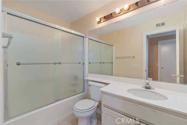 32015 Bourges, Lake Elsinore, CA 92530