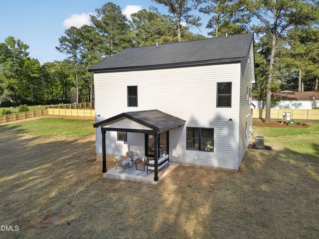 607 Richardson Road, Zebulon, NC 27597