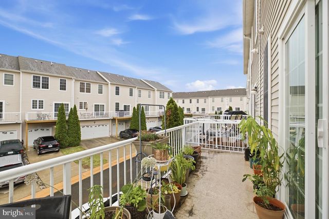 42911 PAMPLIN TER, Chantilly, VA 20152