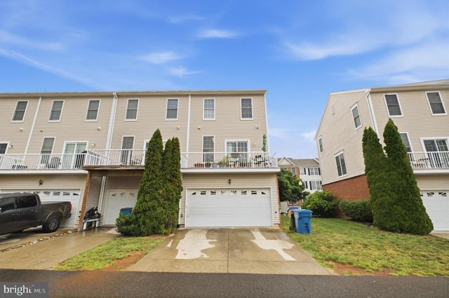 42911 PAMPLIN TER, Chantilly, VA 20152