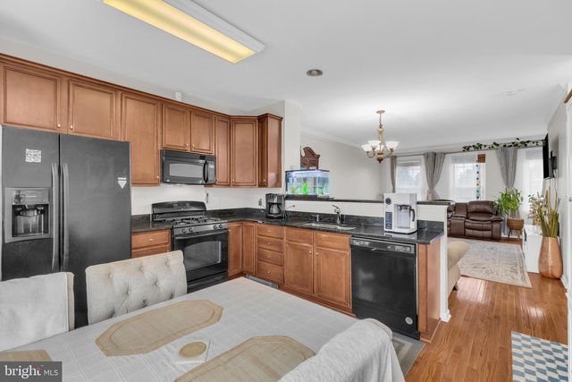 42911 PAMPLIN TER, Chantilly, VA 20152