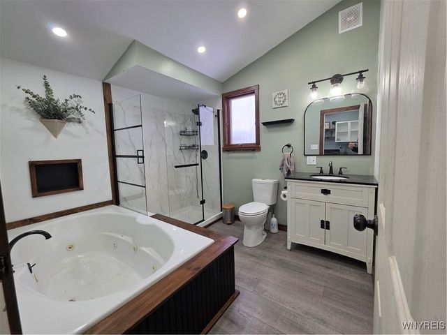 11838 Telegraph Road, Ridgeway, NY 14103