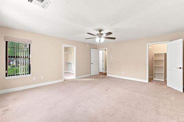 3721 Autumn Lane, Baytown, TX 77521