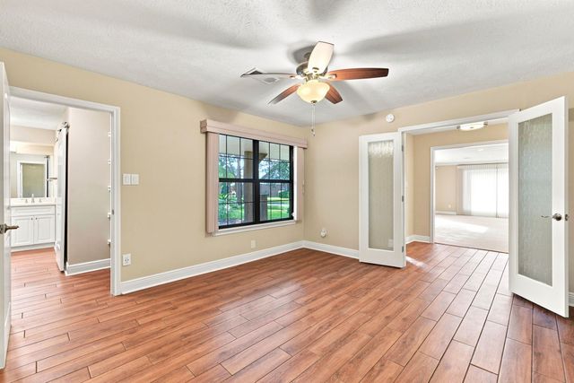 3721 Autumn Lane, Baytown, TX 77521