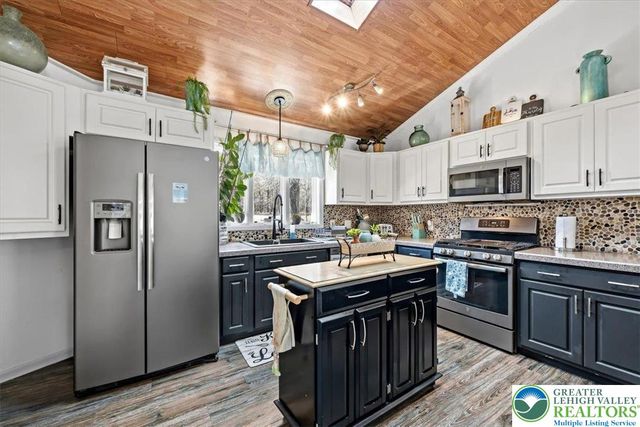 Address unavailable.