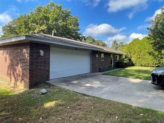 743 Lakeview, Stigler, OK 74462