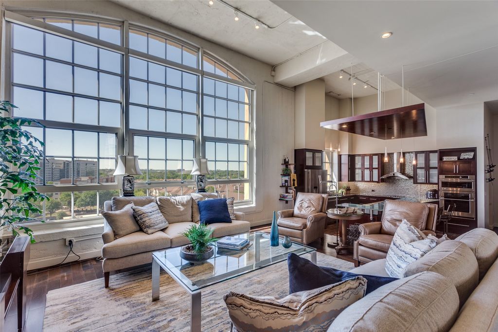 2600 W 7th Street 1717, Fort Worth, TX 76107