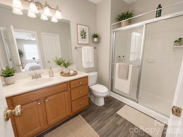 9813 Hyde Glen Court, Charlotte, NC 28262