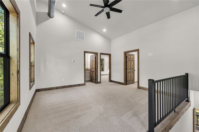 13989 Gentilly Road, Rogers, AR 72758