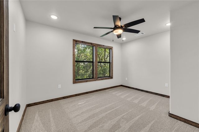 13989 Gentilly Road, Rogers, AR 72758