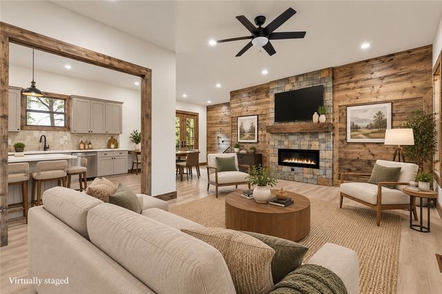 13989 Gentilly Road, Rogers, AR 72758