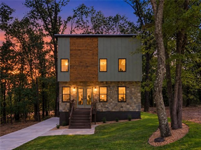 13989 Gentilly Road, Rogers, AR 72758