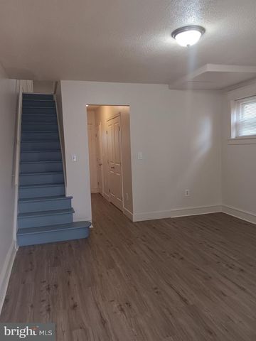 2309 UPLAND ST, Chester, PA 19013