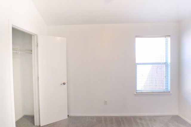 3921 Summerhill Lane, Fort Worth, TX 76244
