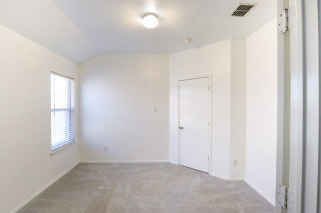 3921 Summerhill Lane, Fort Worth, TX 76244