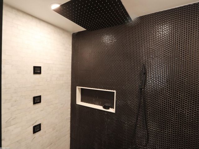 40364 Long Horn Drive, Sterling Heights, MI 48313