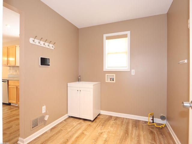 40364 Long Horn Drive, Sterling Heights, MI 48313