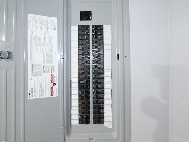 40364 Long Horn Drive, Sterling Heights, MI 48313