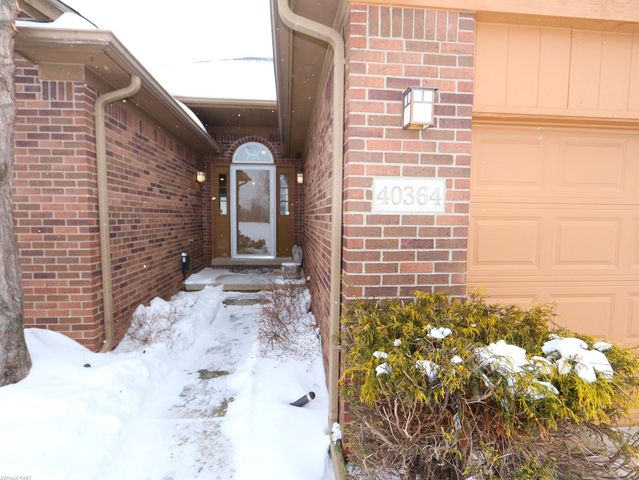 40364 Long Horn Drive, Sterling Heights, MI 48313