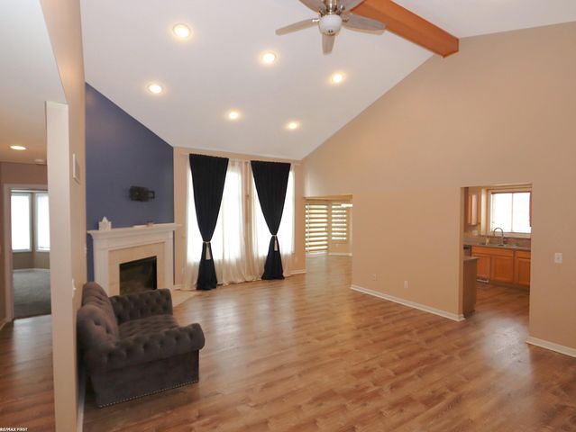 40364 Long Horn Drive, Sterling Heights, MI 48313