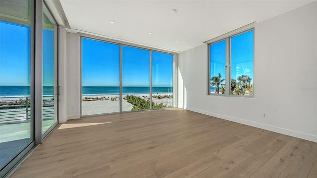 6489 GULFSIDE ROAD, Longboat Key, FL 34228