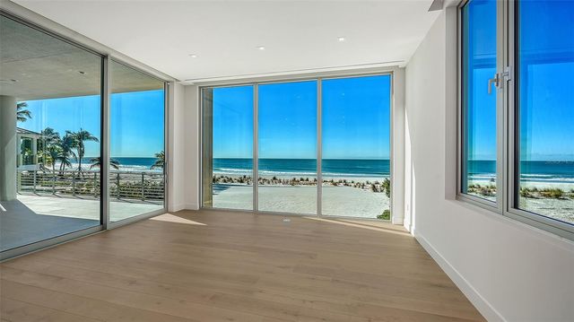 6489 GULFSIDE ROAD, Longboat Key, FL 34228