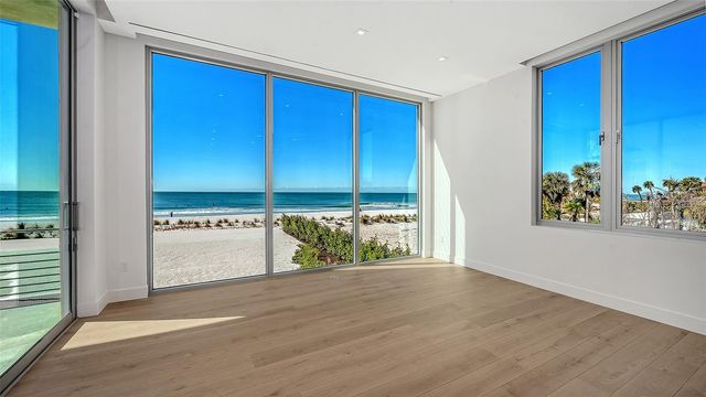 6489 GULFSIDE ROAD, Longboat Key, FL 34228