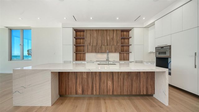 6489 GULFSIDE ROAD, Longboat Key, FL 34228