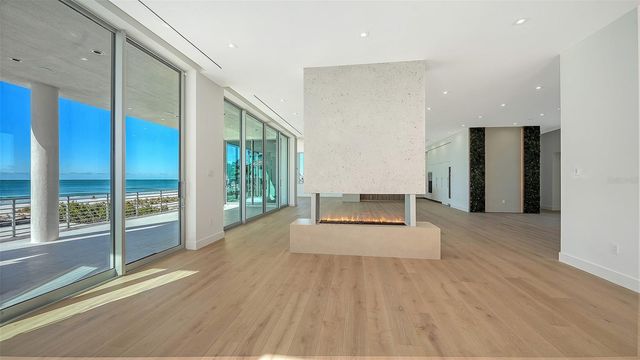 6489 GULFSIDE ROAD, Longboat Key, FL 34228