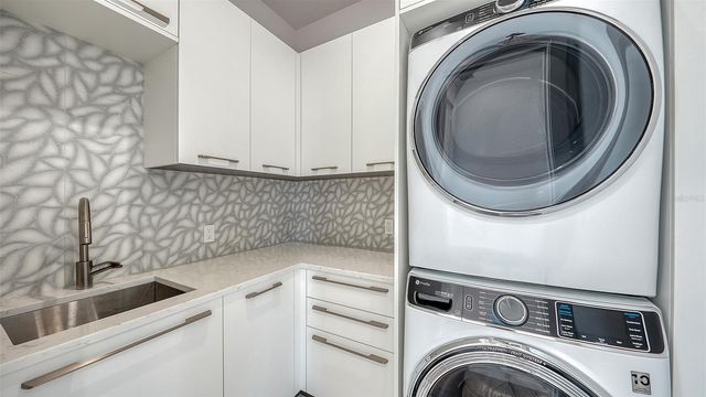 6489 GULFSIDE ROAD, Longboat Key, FL 34228