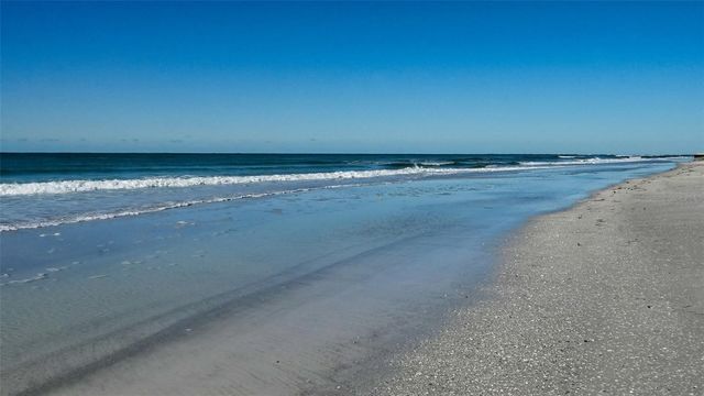 6489 GULFSIDE ROAD, Longboat Key, FL 34228