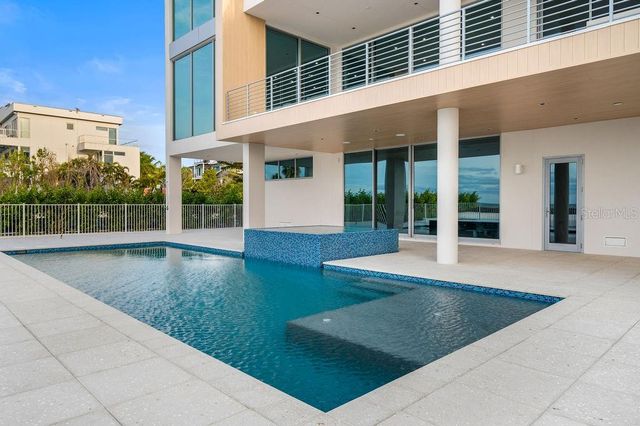 6489 GULFSIDE ROAD, Longboat Key, FL 34228